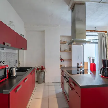 Holiday home Portail Du Ventoux Luxe Jardin Linge Fourni *